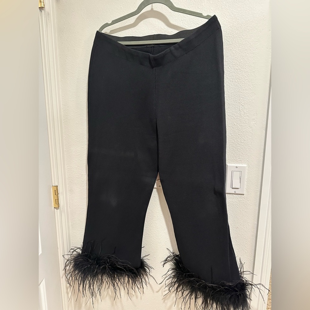 Tuckernuck Black Feather Trim Leggings
